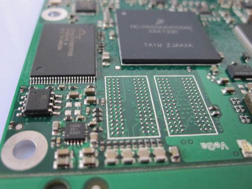 PCB板价格起伏不定！LED屏行业又将出现什么样的(图2)